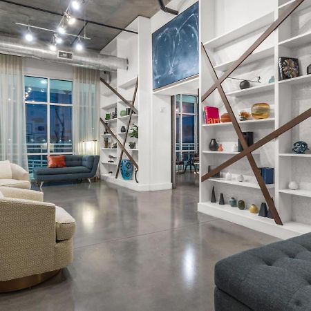 Modern 2 Bed Getaway Steps From Tropicana Field St. Petersburg Exterior photo