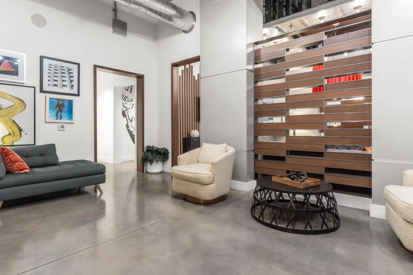 Modern 2 Bed Getaway Steps From Tropicana Field St. Petersburg Exterior photo